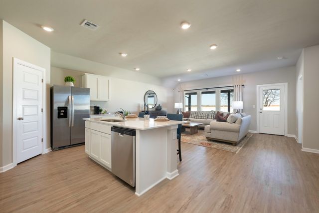 9049 NW 149th Street, Yukon, OK 73099
