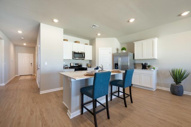 9049 NW 149th Street, Yukon, OK 73099