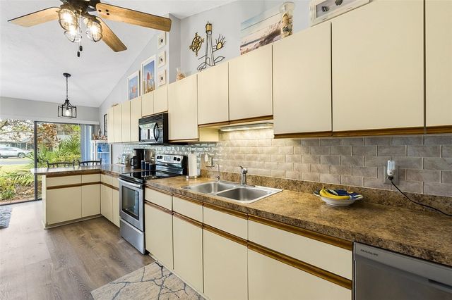 731 Timber Ridge Trail SW A, Vero Beach, FL 32962