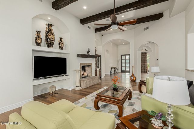 7002 E ASTER Drive, Scottsdale, AZ 85254