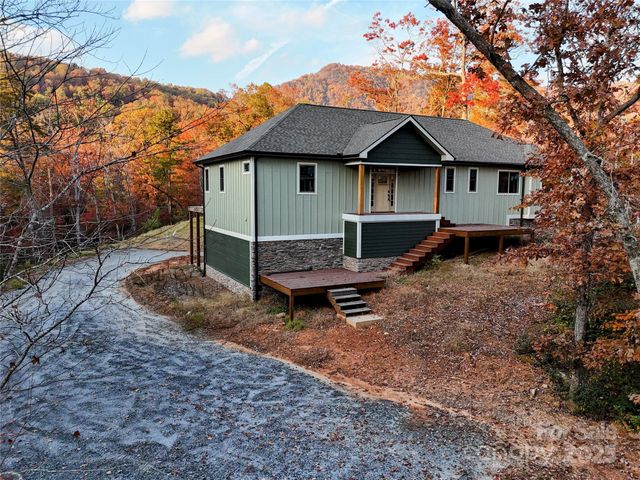 864 Matho Trace, Lake Lure, NC 28746
