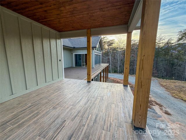 864 Matho Trace, Lake Lure, NC 28746