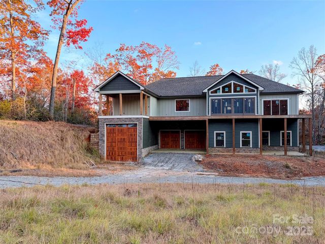 864 Matho Trace, Lake Lure, NC 28746