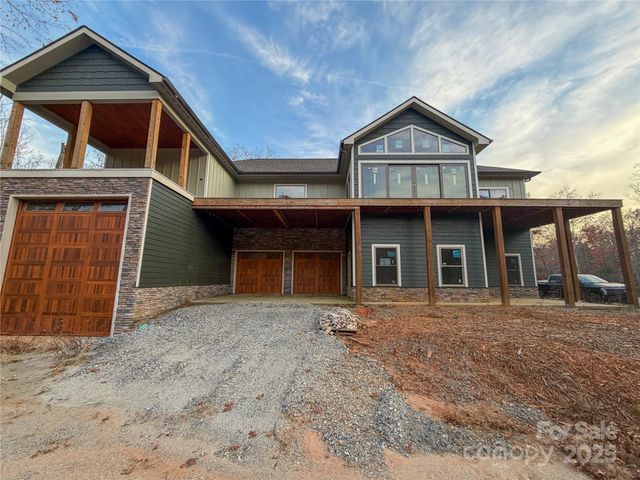 864 Matho Trace, Lake Lure, NC 28746