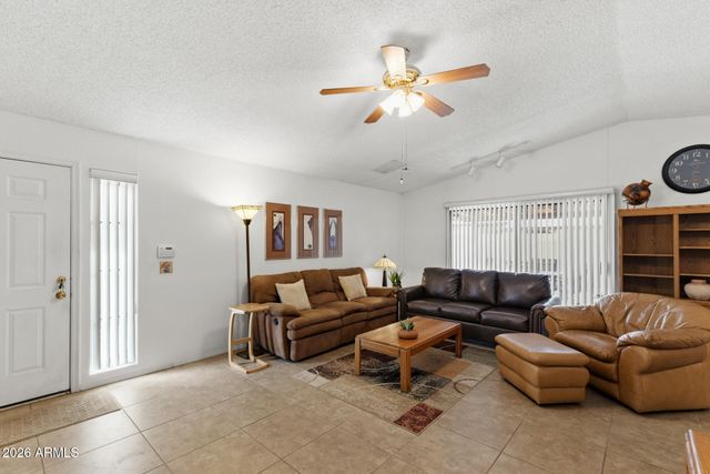 3709 W WAGONER Road, Glendale, AZ 85308