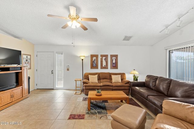3709 W WAGONER Road, Glendale, AZ 85308