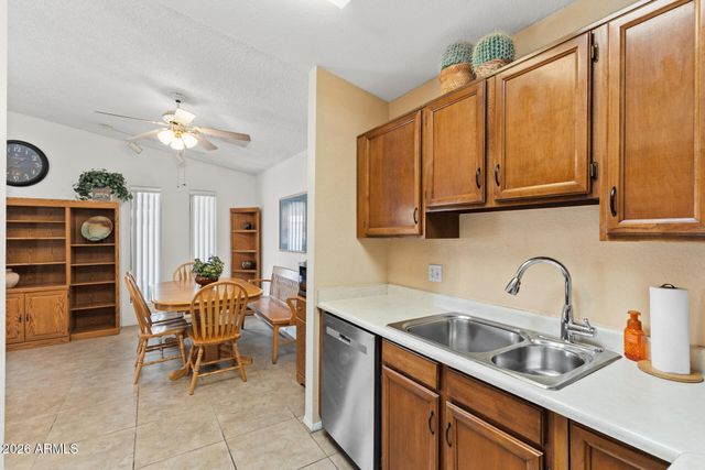 3709 W WAGONER Road, Glendale, AZ 85308