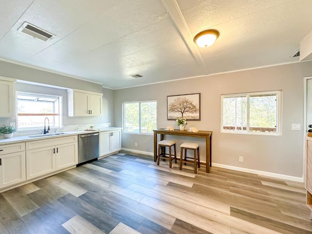 19 Tarn Cir, Oroville, CA 95966