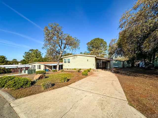 19 Tarn Cir, Oroville, CA 95966