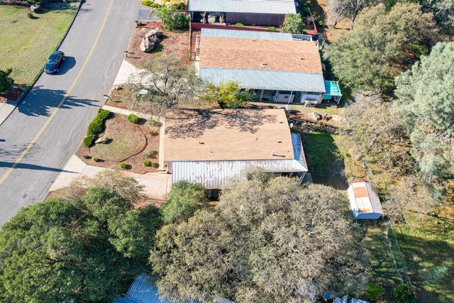 19 Tarn Cir, Oroville, CA 95966