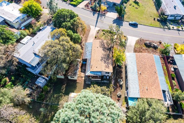 19 Tarn Cir, Oroville, CA 95966