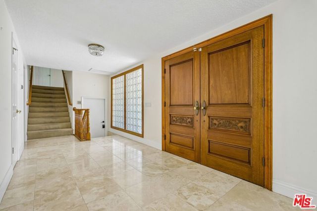 700 W Highland Avenue, Sierra Madre, CA 91024