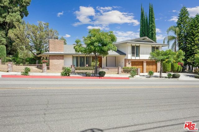 700 W Highland Avenue, Sierra Madre, CA 91024