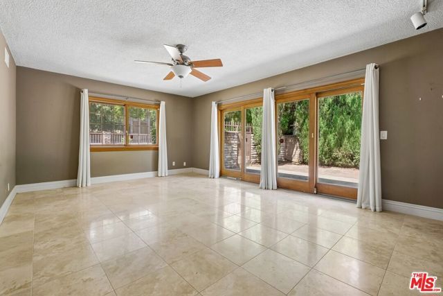 700 W Highland Avenue, Sierra Madre, CA 91024