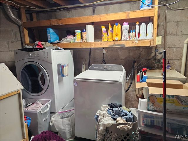 315 Herman Drive, Clay, NY 13212