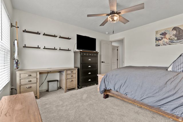 565 THRESHING CT, Kaysville, UT 84037