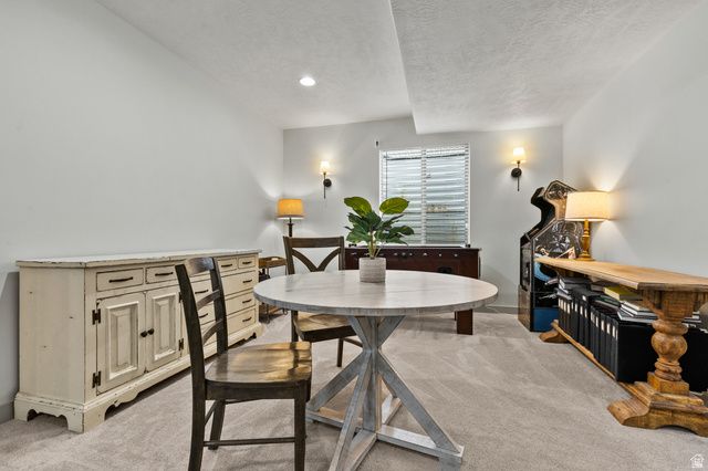565 THRESHING CT, Kaysville, UT 84037