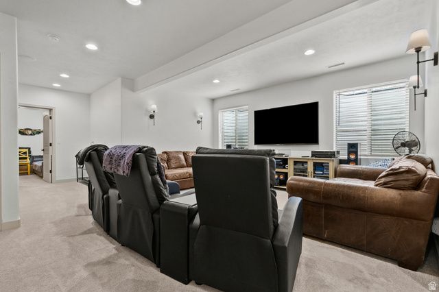 565 THRESHING CT, Kaysville, UT 84037