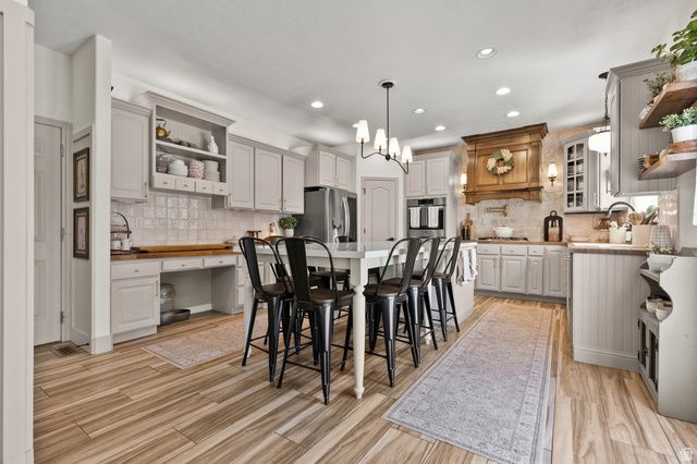 565 THRESHING CT, Kaysville, UT 84037