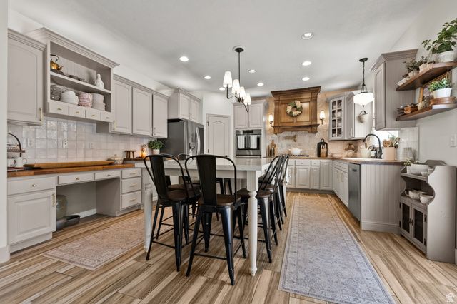 565 THRESHING CT, Kaysville, UT 84037