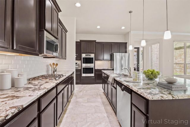 8931 Leaning Hollow Lane, Spring, TX 77379