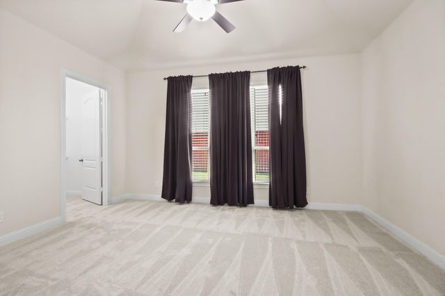 8931 Leaning Hollow Lane, Spring, TX 77379