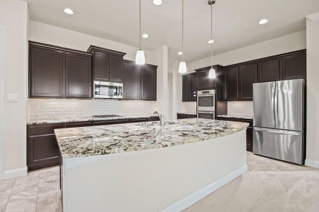 8931 Leaning Hollow Lane, Spring, TX 77379