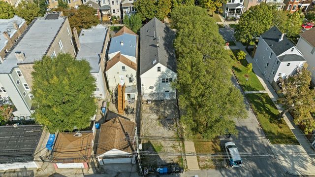 3501 W Palmer Street, Chicago, IL 60647