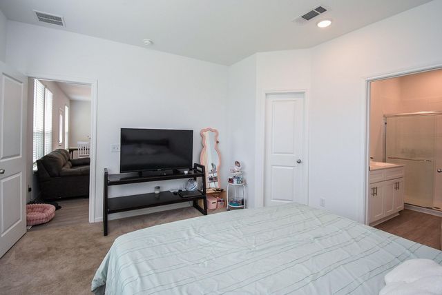 338 Paso Fino Drive, Alvin, TX 77511