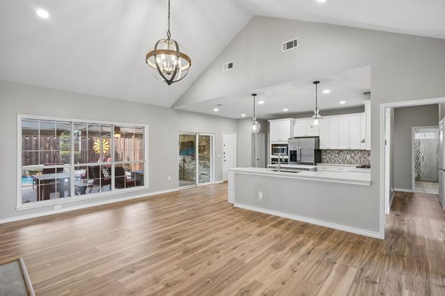 2809 Roper Drive, Plano, TX 75025