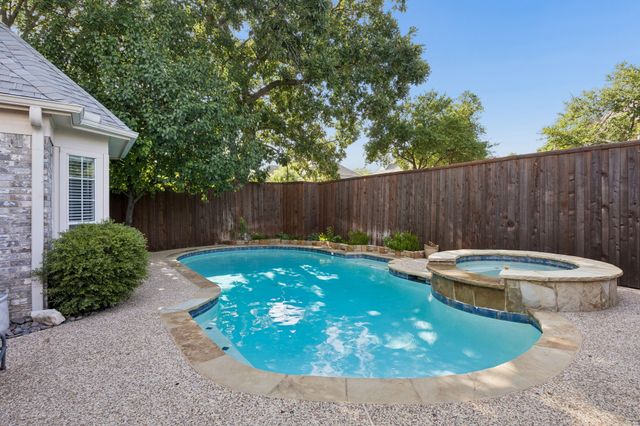 2809 Roper Drive, Plano, TX 75025