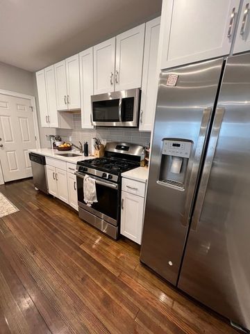 209 East Cottage 1, Boston, MA 02125