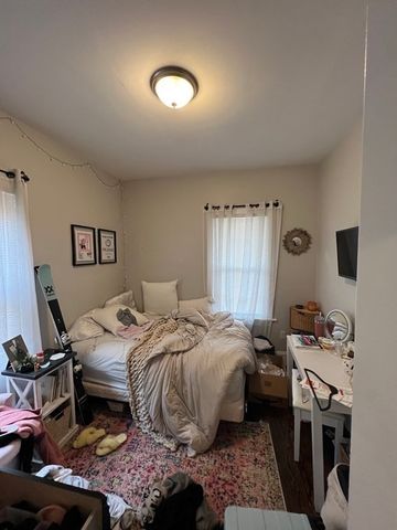209 East Cottage 1, Boston, MA 02125