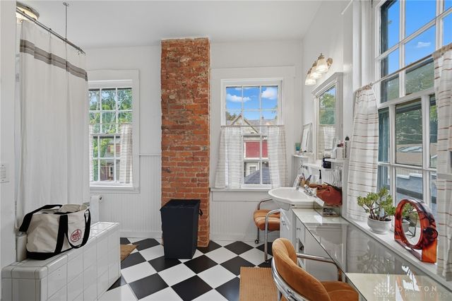 243 Green Street, Dayton, OH 45402