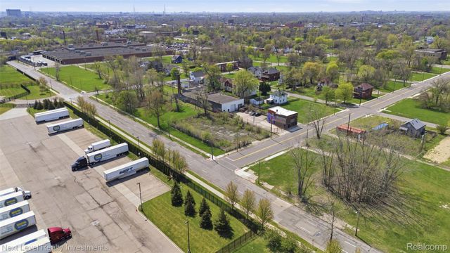 5957 Rosa Parks Boulevard, Detroit, MI 48208