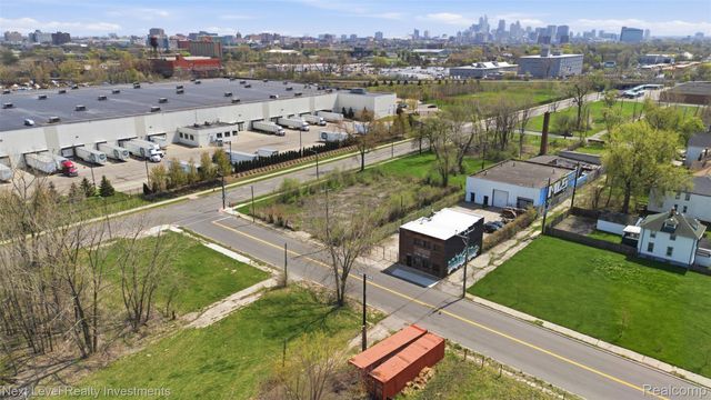 5957 Rosa Parks Boulevard, Detroit, MI 48208