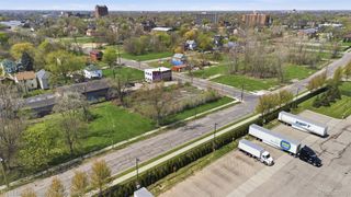 5957 Rosa Parks Boulevard, Detroit, MI 48208