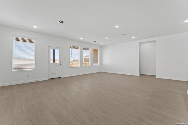 1935 Longspur Cv, New Braunfels, TX 78130