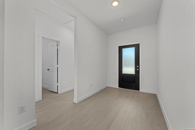 1935 Longspur Cv, New Braunfels, TX 78130