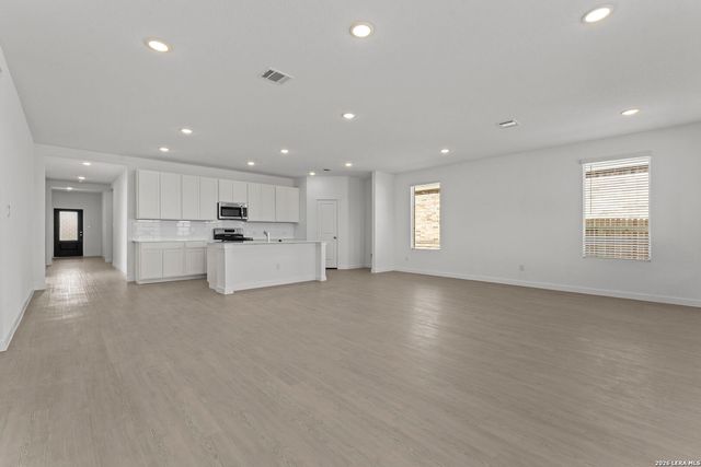 1935 Longspur Cv, New Braunfels, TX 78130