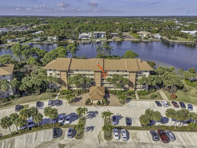 1901 MARINA ISLE Way 304, Jupiter, FL 33477