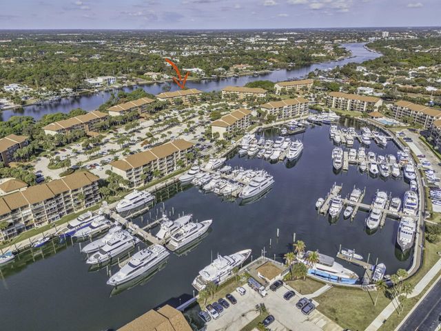 1901 MARINA ISLE Way 304, Jupiter, FL 33477