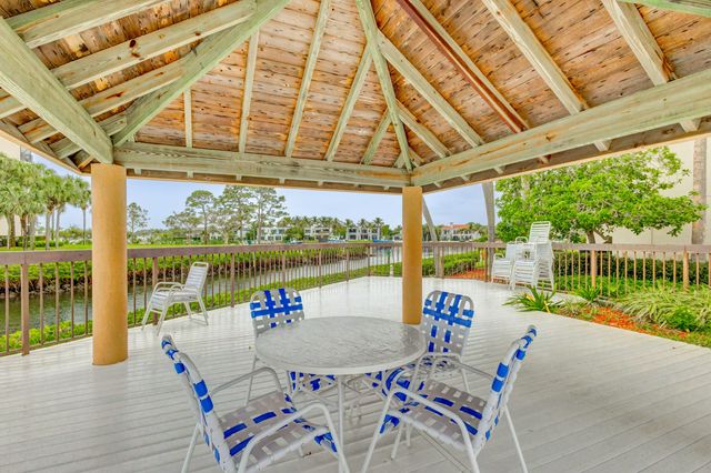 1901 MARINA ISLE Way 304, Jupiter, FL 33477