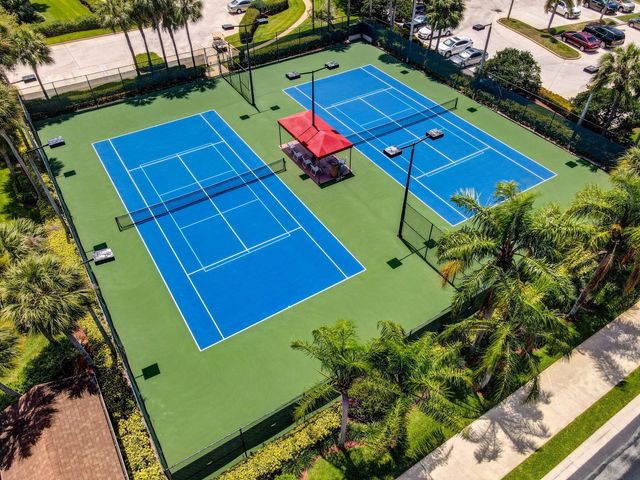 1901 MARINA ISLE Way 304, Jupiter, FL 33477