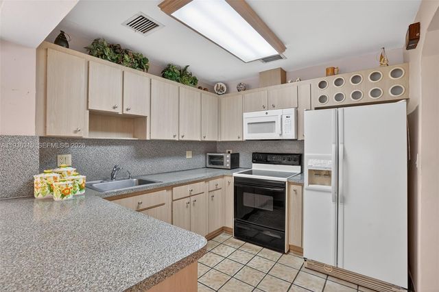 1633 SW 30th Ave, Miami, FL 33145