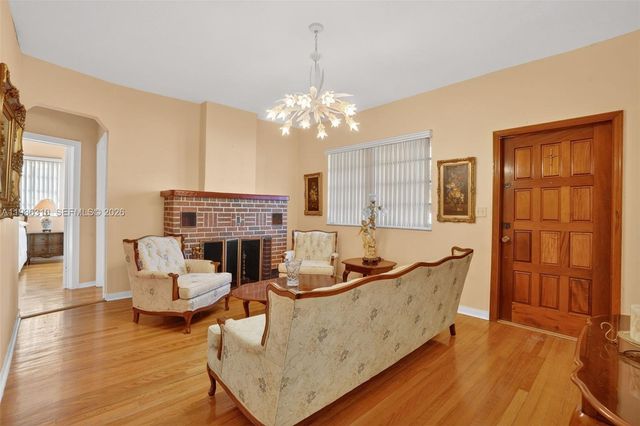 1633 SW 30th Ave, Miami, FL 33145