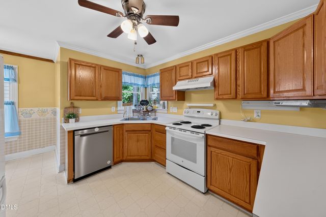 417 Arbor Creek Drive, Holly Springs, NC 27540