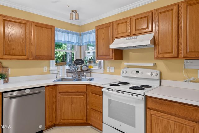 417 Arbor Creek Drive, Holly Springs, NC 27540