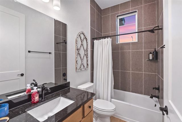 323 Blue River Trail, Rosenberg, TX 77471