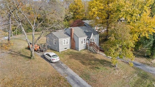2804 NE Parvin Road, Kansas City, MO 64117